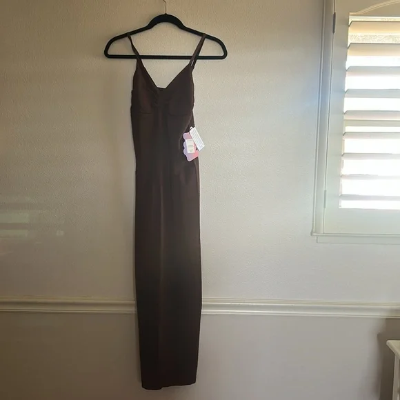 YITTY Collection Fabletics Smooth As Hell Shaping Maxi Dress Bossed Up Brown NWT - Picture 4 of 12